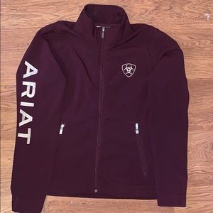 ariat burgundy softshell jacket